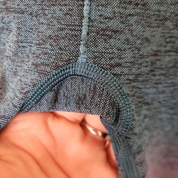 EUC Athleta Relay Capri Leggings Ombre Small - Picture 5 of 13